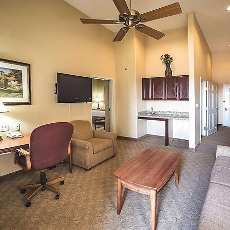 La Quinta By Wyndham Marble Falls Εξωτερικό φωτογραφία