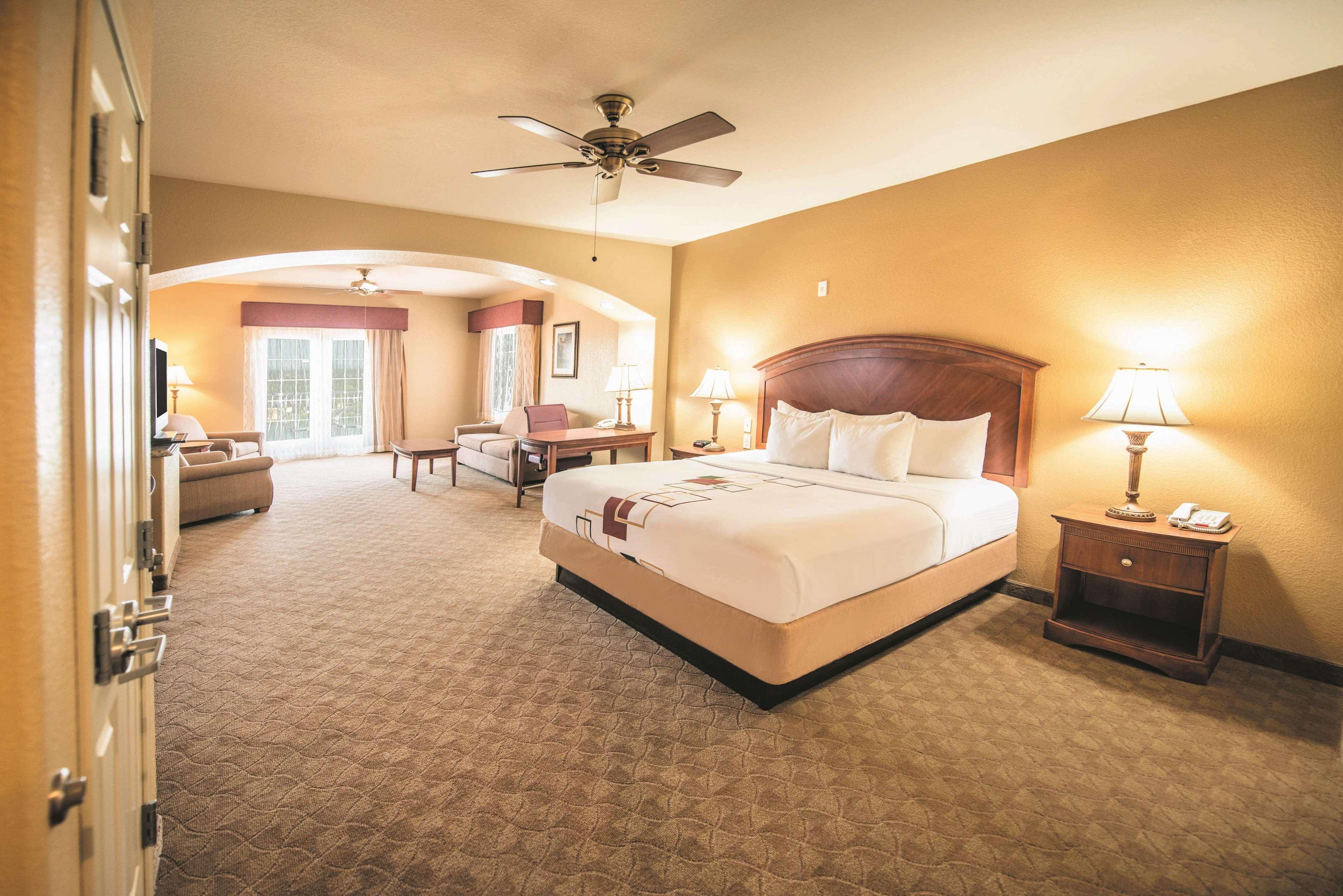 La Quinta By Wyndham Marble Falls Εξωτερικό φωτογραφία