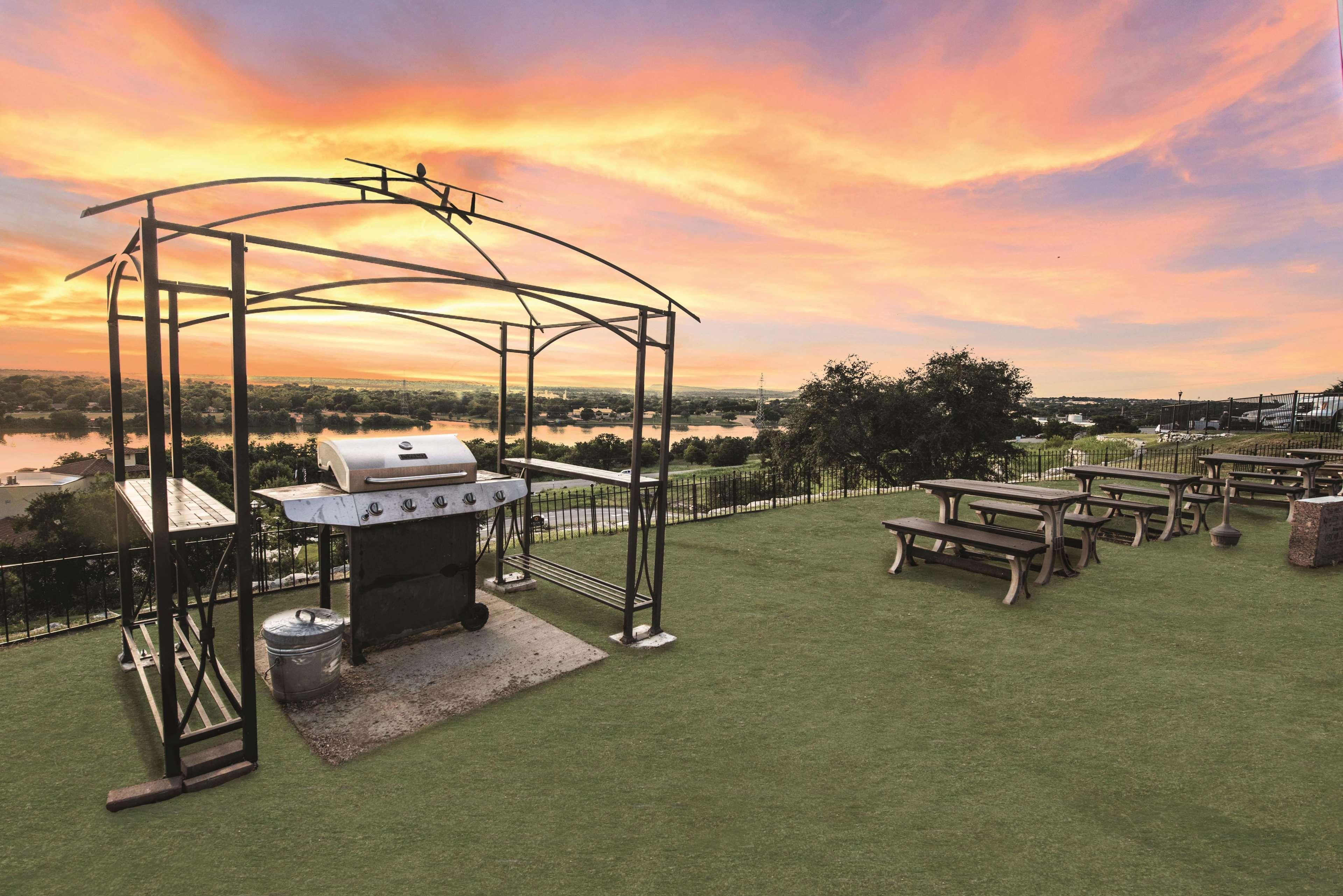 La Quinta By Wyndham Marble Falls Εξωτερικό φωτογραφία