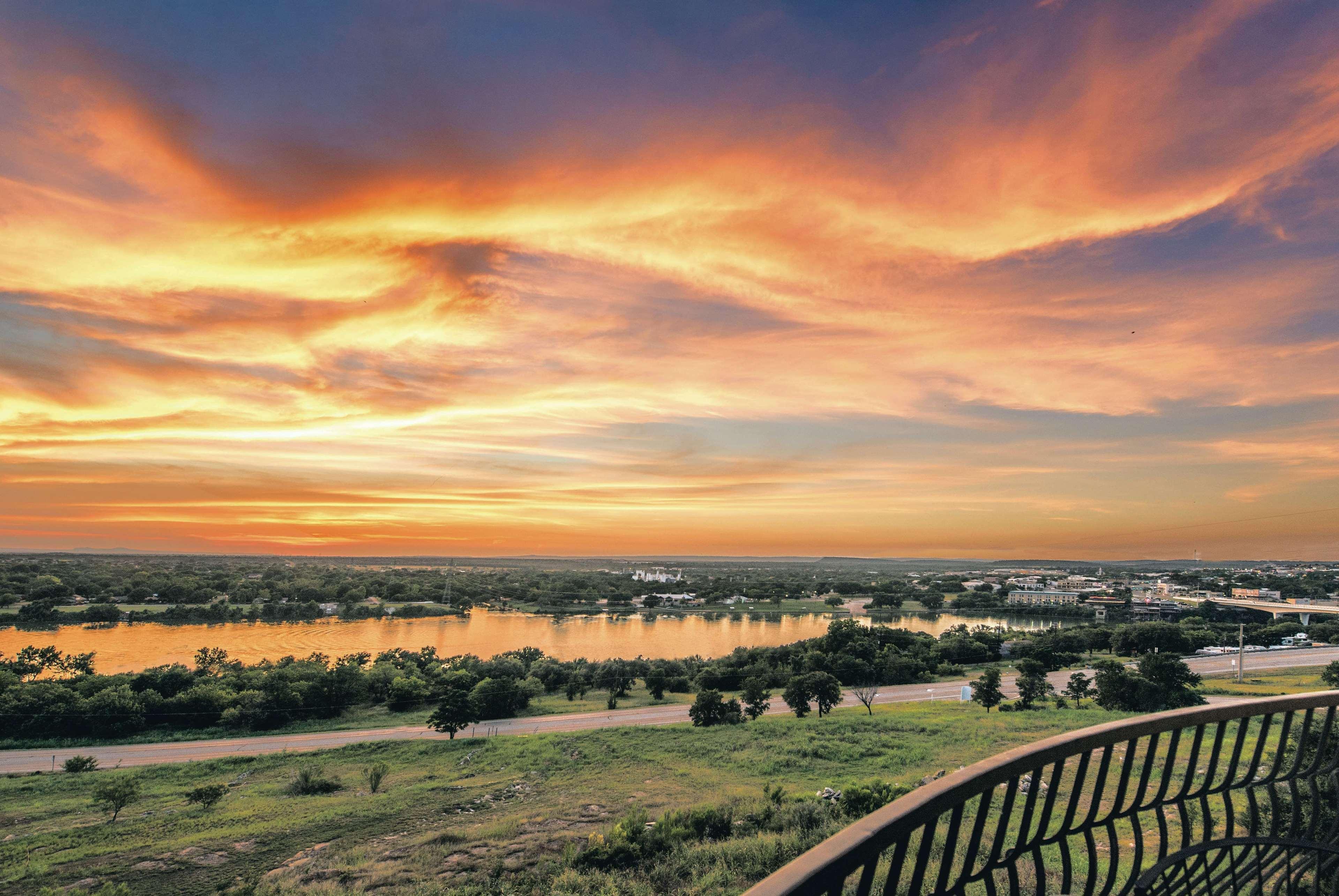 La Quinta By Wyndham Marble Falls Εξωτερικό φωτογραφία